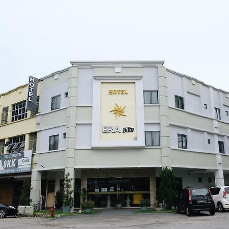 Era Plus Hotel Seri Kembangan Exterior foto